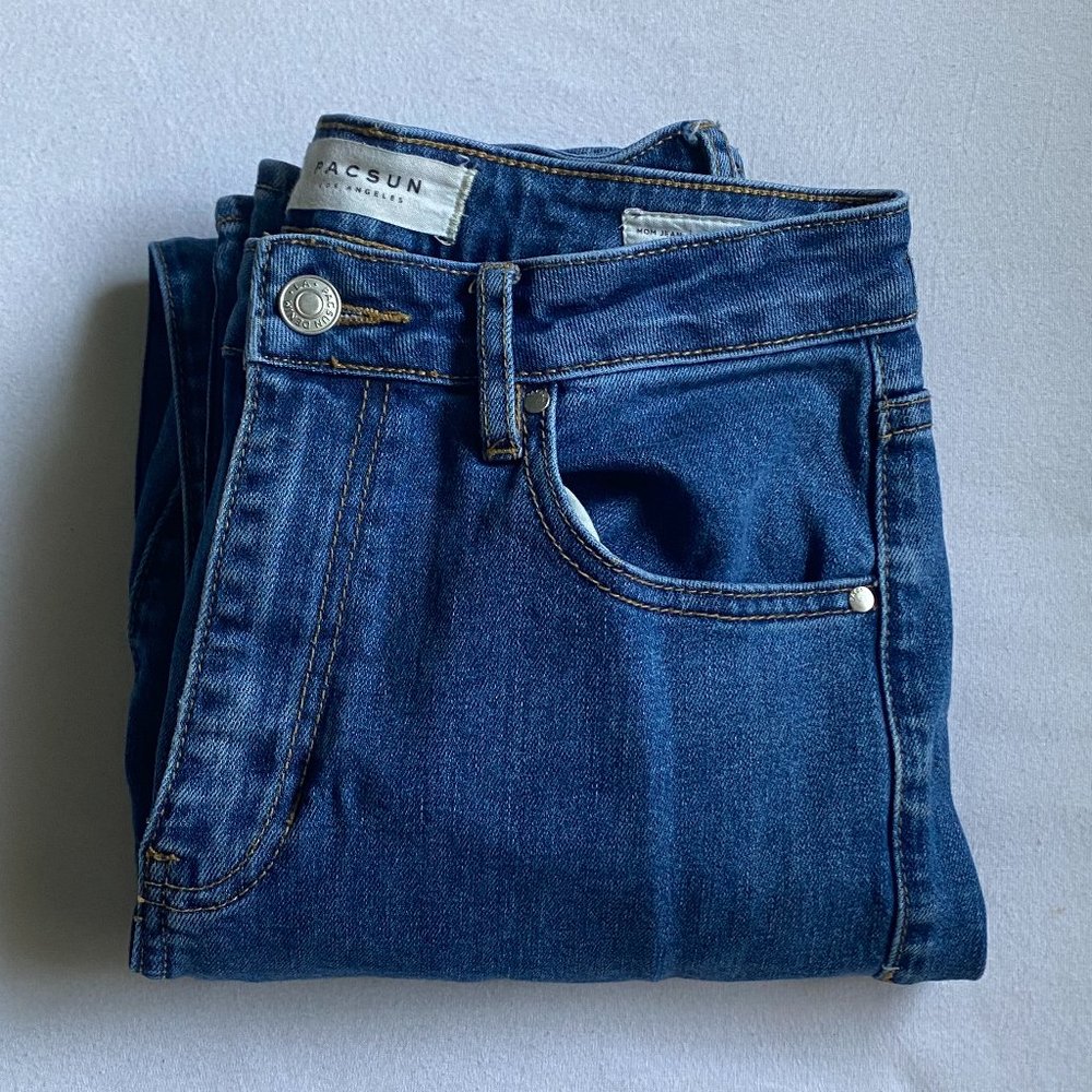 Pacsun Medium Wash Mom Jeans